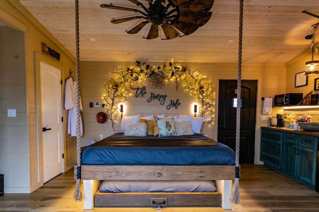 the honey hole sanctuary treehouse resort