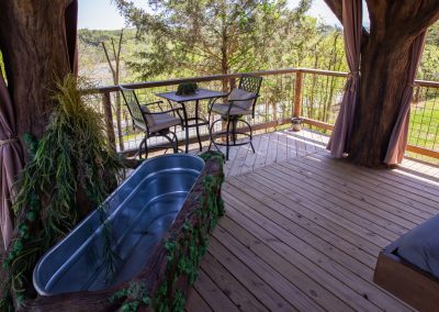 outdoor bath sanctuary treehouse resort