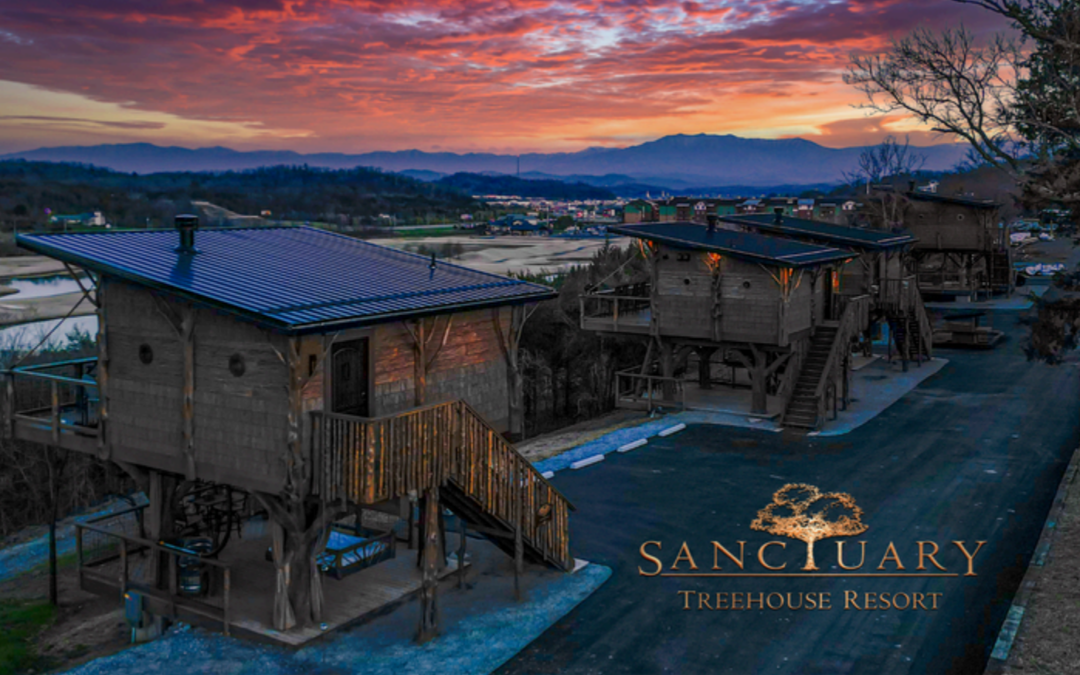 Smoky Mountains Treehouse Stay, Reimagined: Luxury + Adventure in Sevierville, TN